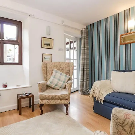Daffodil Grange-over-Sands
